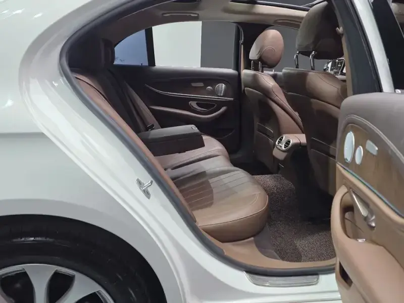 2019 Mercedes-Benz E-Класс с пробегом 82 866 км