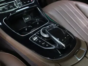 2019 Mercedes-Benz E-Класс с пробегом 82 866 км