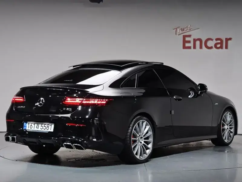 2023 Mercedes-Benz E-Класс с пробегом 30 078 км