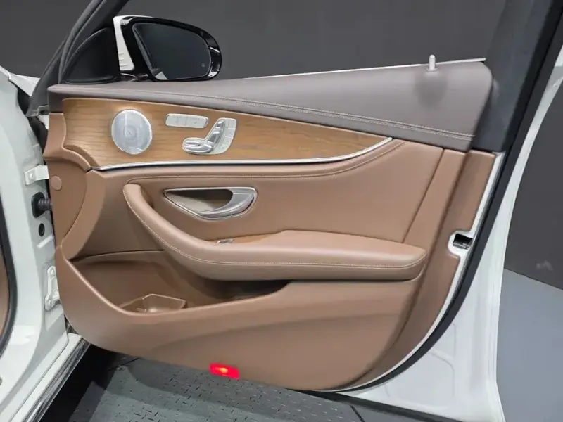 2019 Mercedes-Benz E-Класс с пробегом 82 866 км