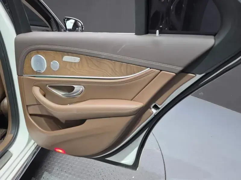 2019 Mercedes-Benz E-Класс с пробегом 82 866 км