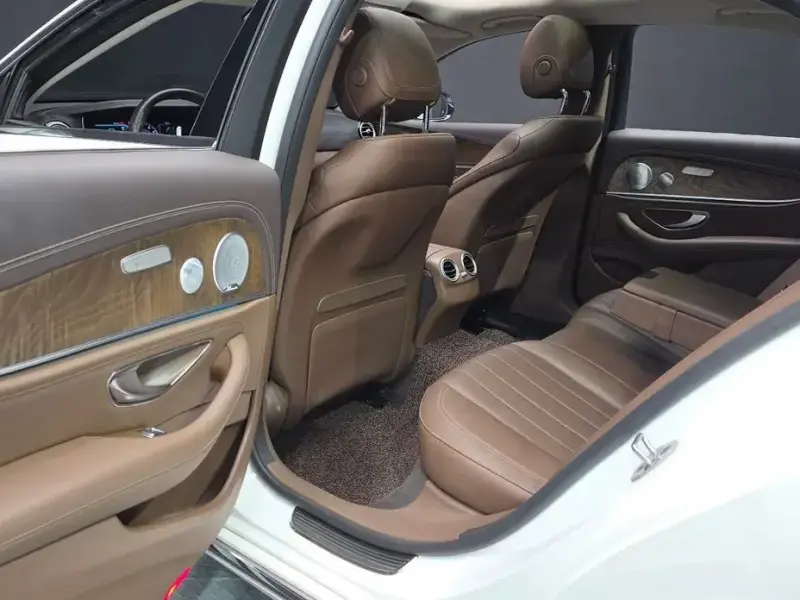 2019 Mercedes-Benz E-Класс с пробегом 82 866 км