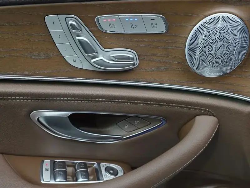2019 Mercedes-Benz E-Класс с пробегом 82 866 км