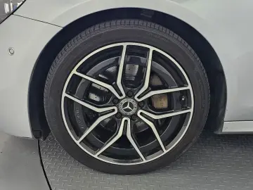 2021 Mercedes-Benz E-Класс с пробегом 125 752 км