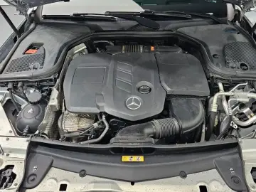 2021 Mercedes-Benz E-Класс с пробегом 125 752 км