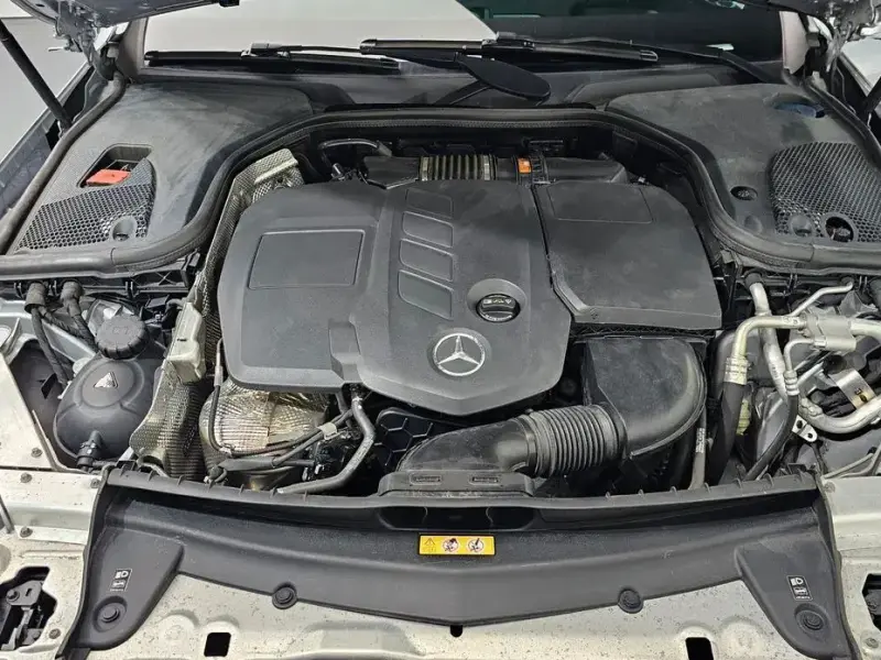 2021 Mercedes-Benz E-Класс с пробегом 125 752 км