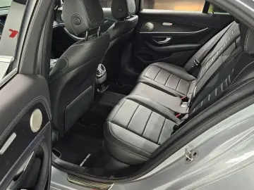 2021 Mercedes-Benz E-Класс с пробегом 125 752 км