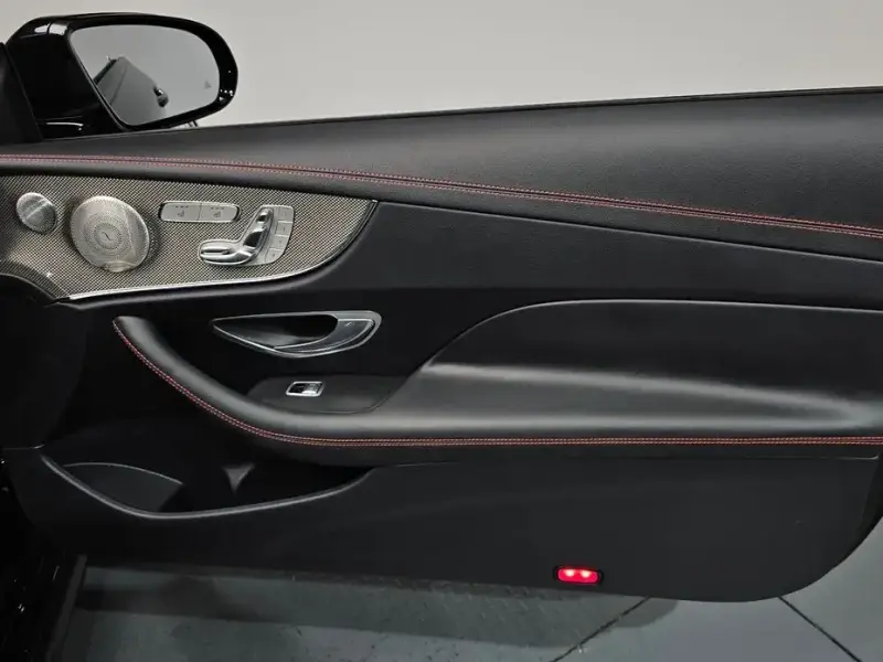 2023 Mercedes-Benz E-Класс с пробегом 30 078 км