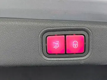 2021 Mercedes-Benz E-Класс с пробегом 125 752 км
