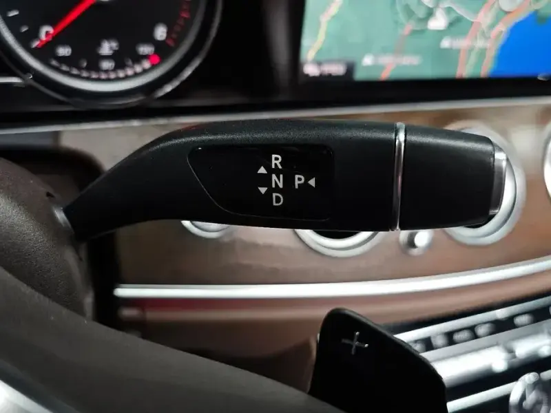 2019 Mercedes-Benz E-Класс с пробегом 126 438 км
