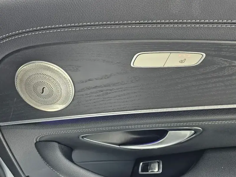 2021 Mercedes-Benz E-Класс с пробегом 125 752 км