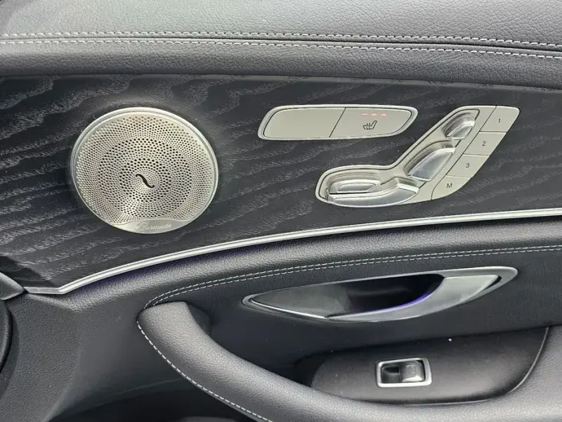 2021 Mercedes-Benz E-Класс с пробегом 125 752 км