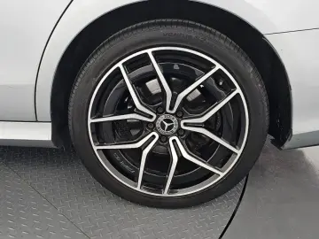 2021 Mercedes-Benz E-Класс с пробегом 125 752 км