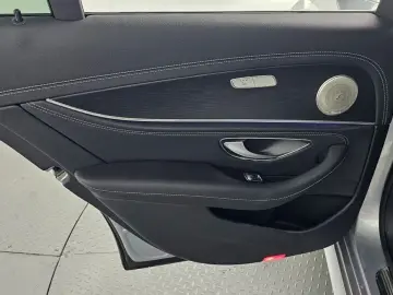 2021 Mercedes-Benz E-Класс с пробегом 125 752 км