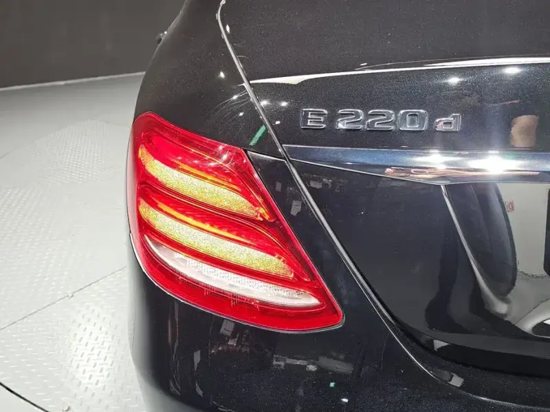 2019 Mercedes-Benz E-Класс с пробегом 126 438 км