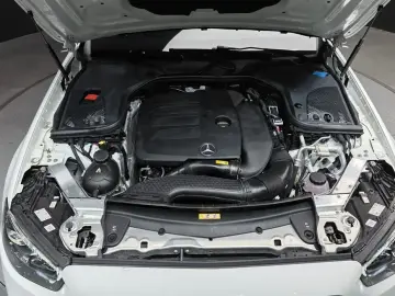 2022 Mercedes-Benz E-Класс с пробегом 27 251 км