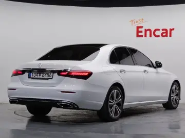 2022 Mercedes-Benz E-Класс с пробегом 70 403 км