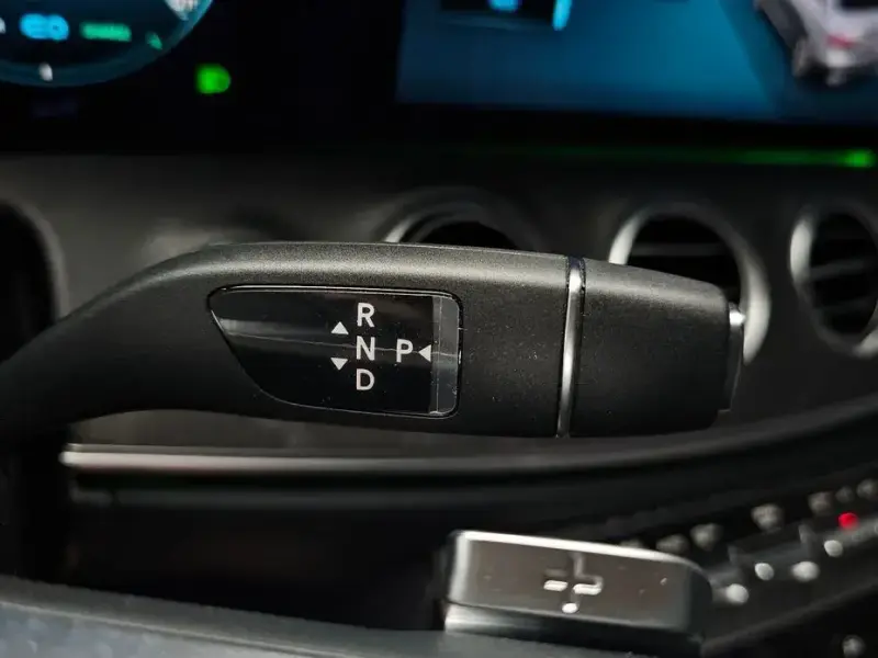 2022 Mercedes-Benz E-Класс с пробегом 27 251 км