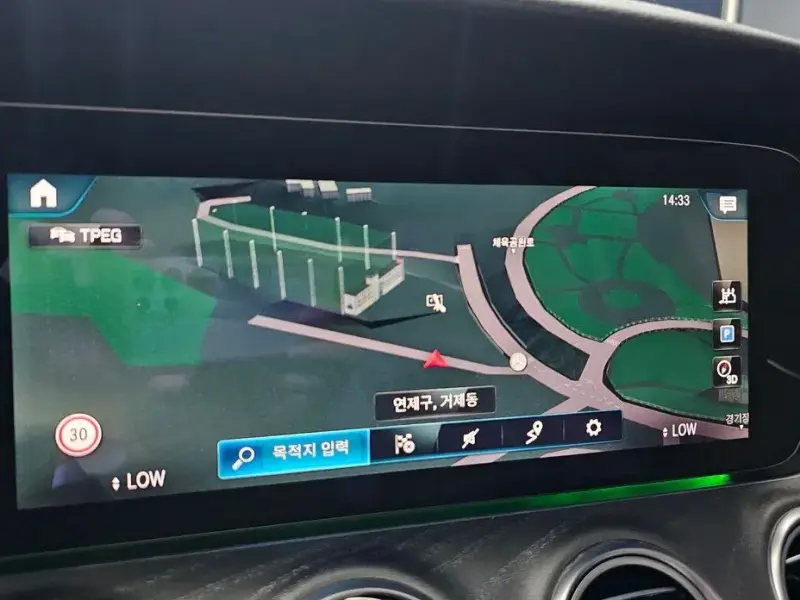 2022 Mercedes-Benz E-Класс с пробегом 27 251 км