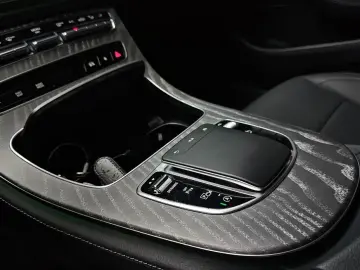 2022 Mercedes-Benz E-Класс с пробегом 27 251 км
