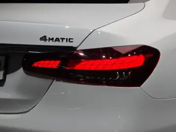 2022 Mercedes-Benz E-Класс с пробегом 27 251 км