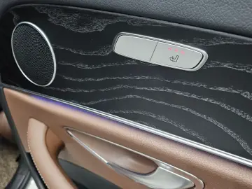 2022 Mercedes-Benz E-Класс с пробегом 70 403 км