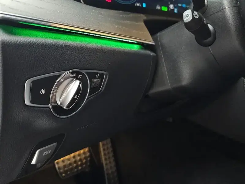 2022 Mercedes-Benz E-Класс с пробегом 27 251 км