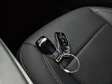 2022 Mercedes-Benz E-Класс с пробегом 27 251 км