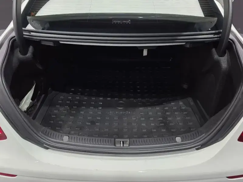 2019 Mercedes-Benz E-Класс с пробегом 112 207 км