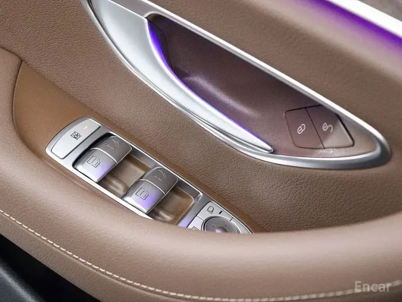 2023 Mercedes-Benz E-Класс с пробегом 33 465 км