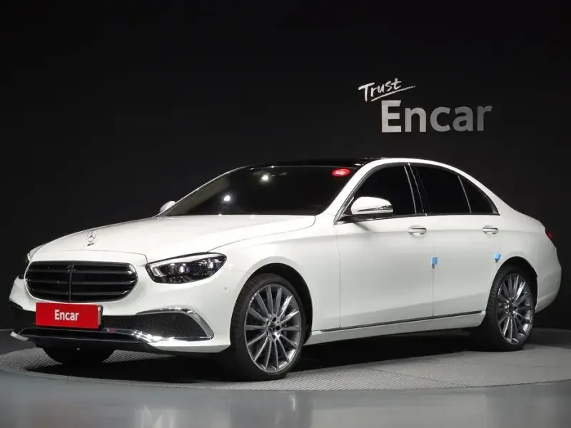 2023 Mercedes-Benz E-Класс с пробегом 7 416 км