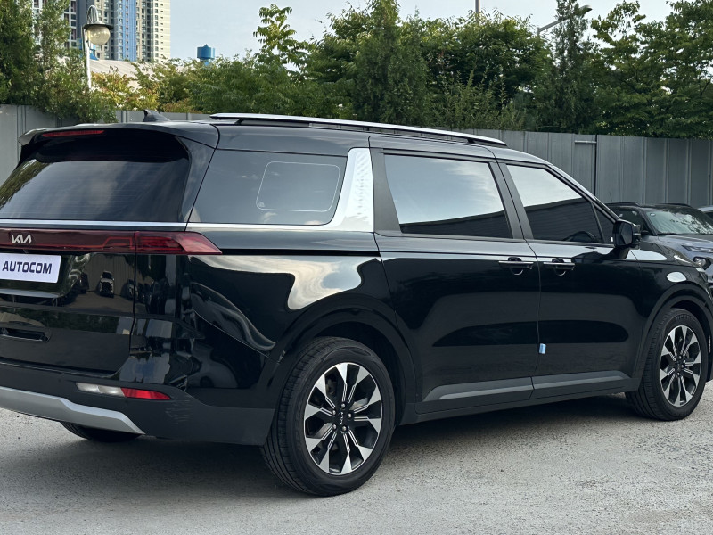 2022 Kia Carnival с пробегом 141 245 км