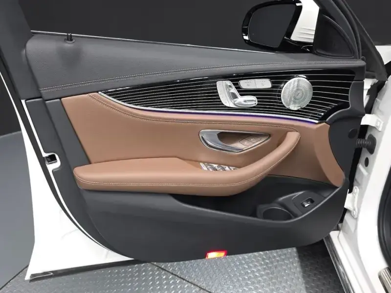 2023 Mercedes-Benz E-Класс с пробегом 7 416 км