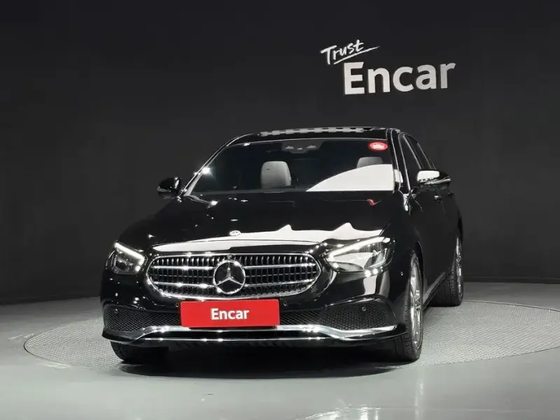 2023 Mercedes-Benz E-Класс с пробегом 70 057 км