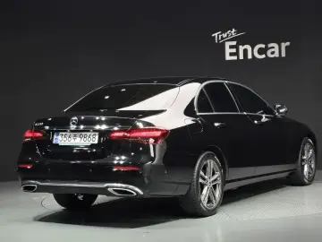 2023 Mercedes-Benz E-Класс с пробегом 70 057 км