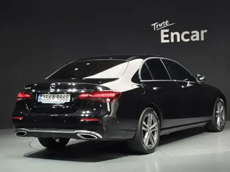 2023 Mercedes-Benz E-Класс с пробегом 70 057 км