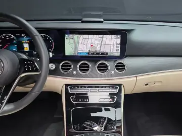 2023 Mercedes-Benz E-Класс с пробегом 70 057 км