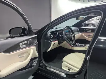 2023 Mercedes-Benz E-Класс с пробегом 70 057 км