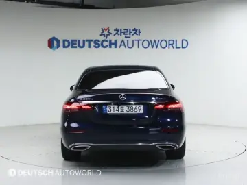 2022 Mercedes-Benz E-Класс с пробегом 52 645 км