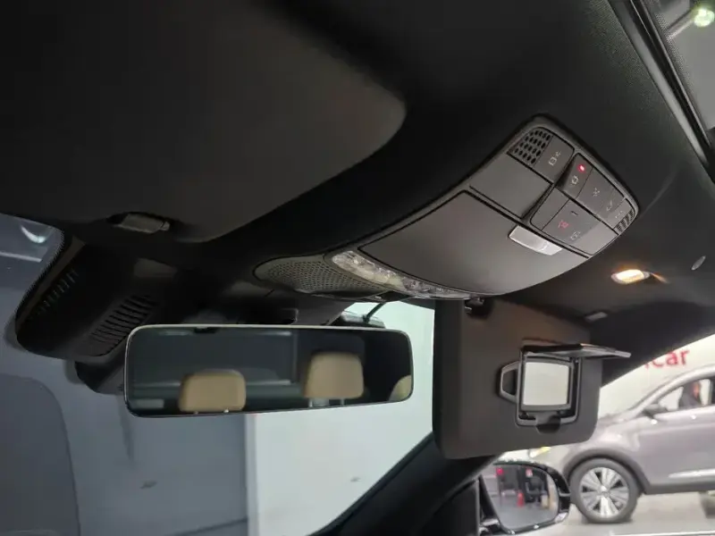 2023 Mercedes-Benz E-Класс с пробегом 70 057 км