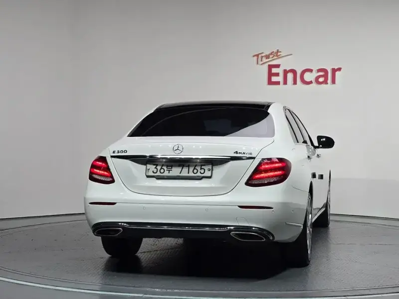 2019 Mercedes-Benz E-Класс с пробегом 182 971 км