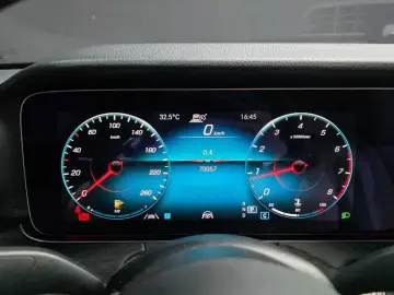 2023 Mercedes-Benz E-Класс с пробегом 70 057 км