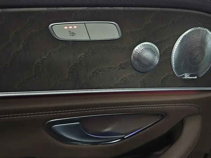 2019 Mercedes-Benz E-Класс с пробегом 182 971 км