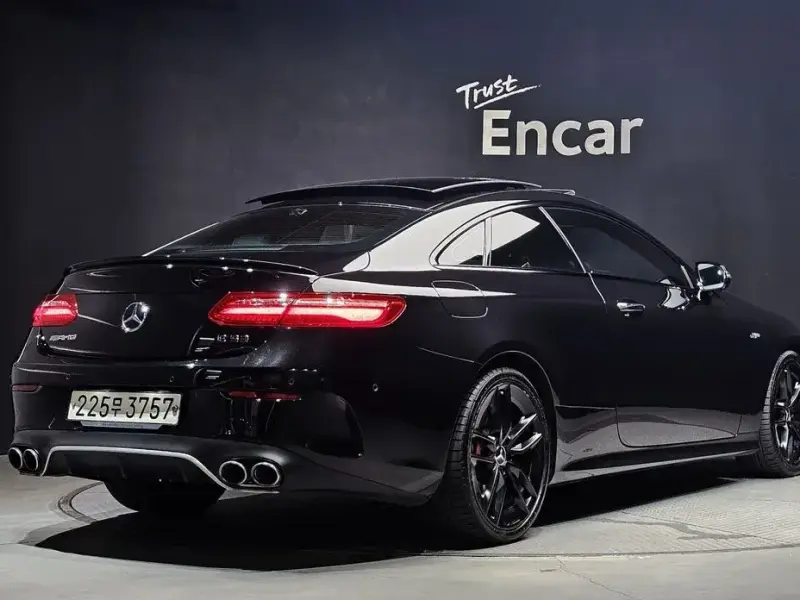 2020 Mercedes-Benz E-Класс с пробегом 48 002 км