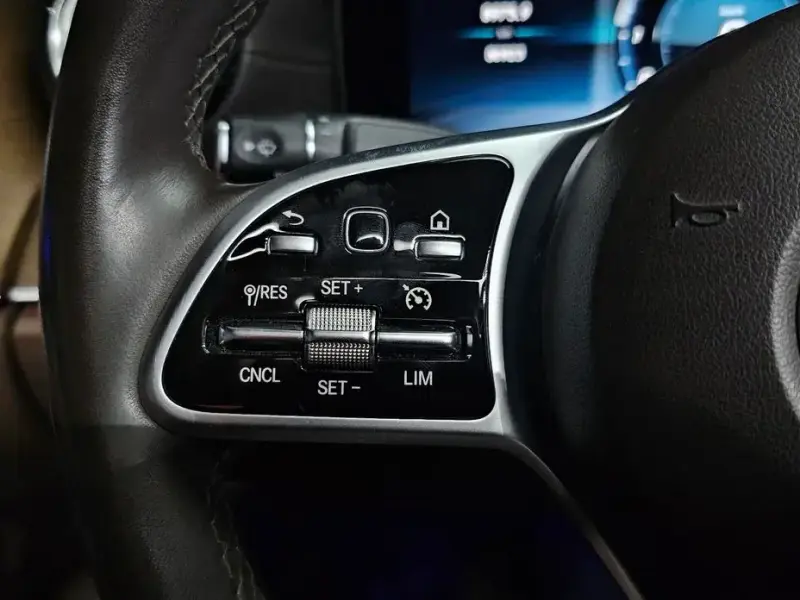 2019 Mercedes-Benz E-Класс с пробегом 80 923 км