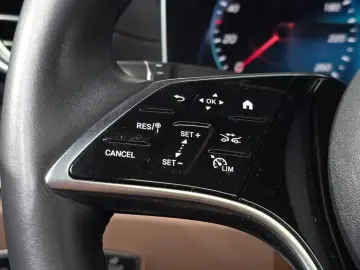 2022 Mercedes-Benz E-Класс с пробегом 56 143 км