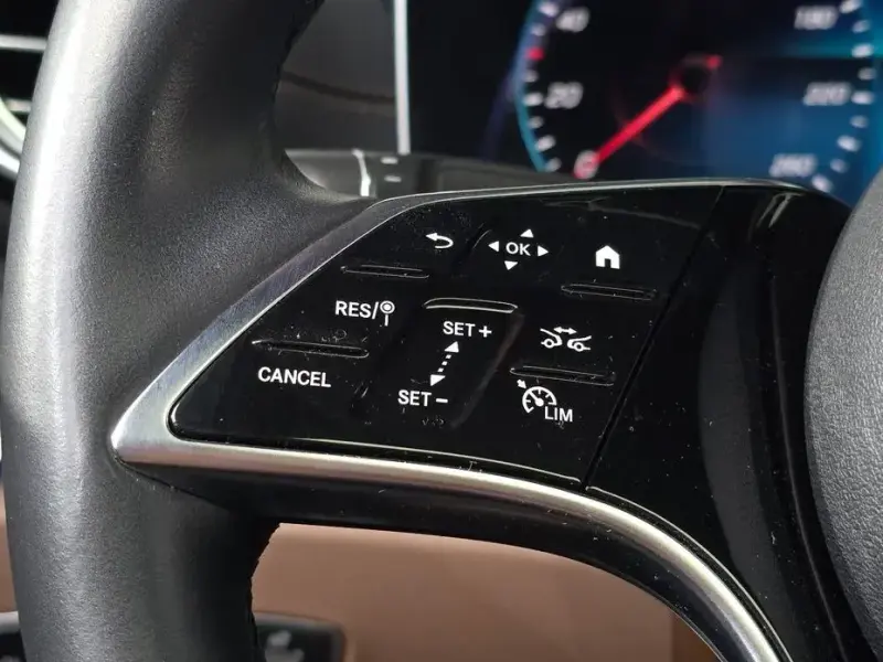 2022 Mercedes-Benz E-Класс с пробегом 56 143 км