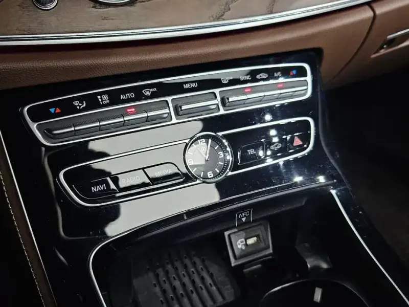 2019 Mercedes-Benz E-Класс с пробегом 80 923 км