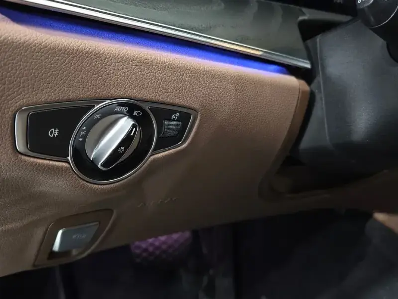 2022 Mercedes-Benz E-Класс с пробегом 56 143 км