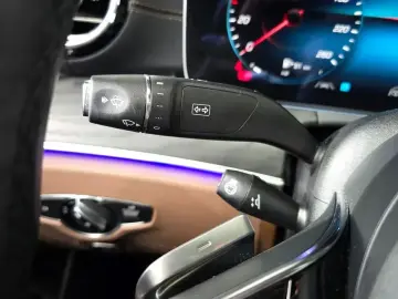 2022 Mercedes-Benz E-Класс с пробегом 56 143 км